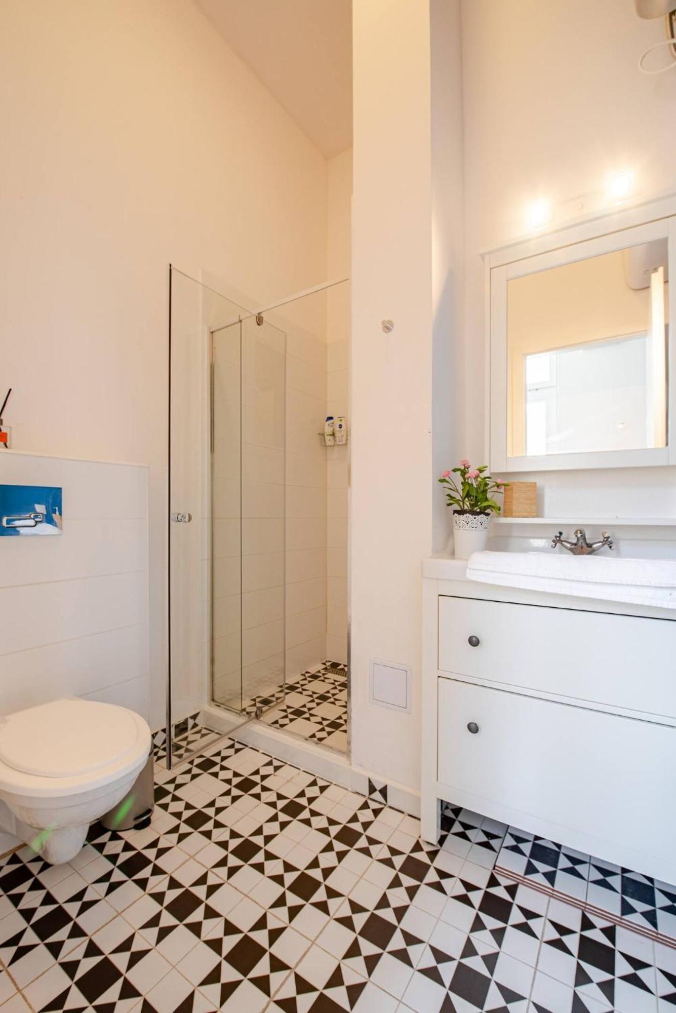 Kiraly No1 Appartement *